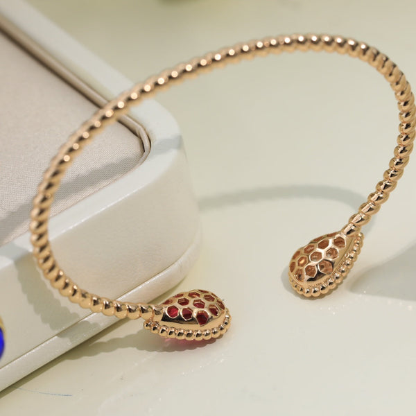 BRACCIALE APERTO BOHEME IN ORO ROSA CON DIAMANTI E CORNIOLA