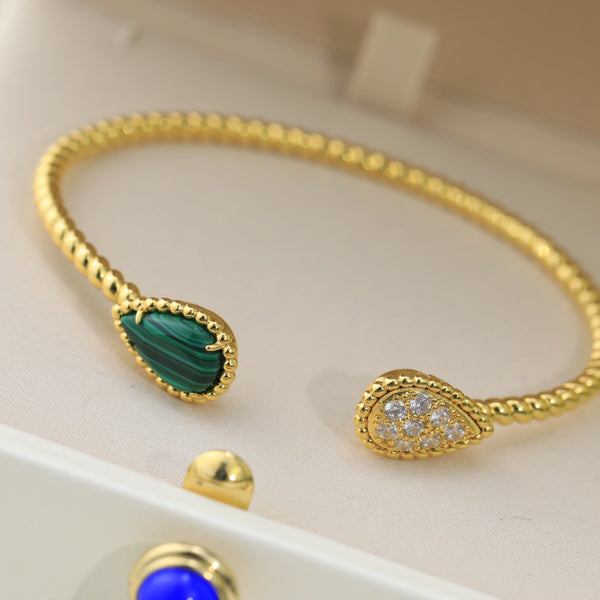 BRACCIALE APERTO IN ORO CON MALACHITE E DIAMANTI BOHEME