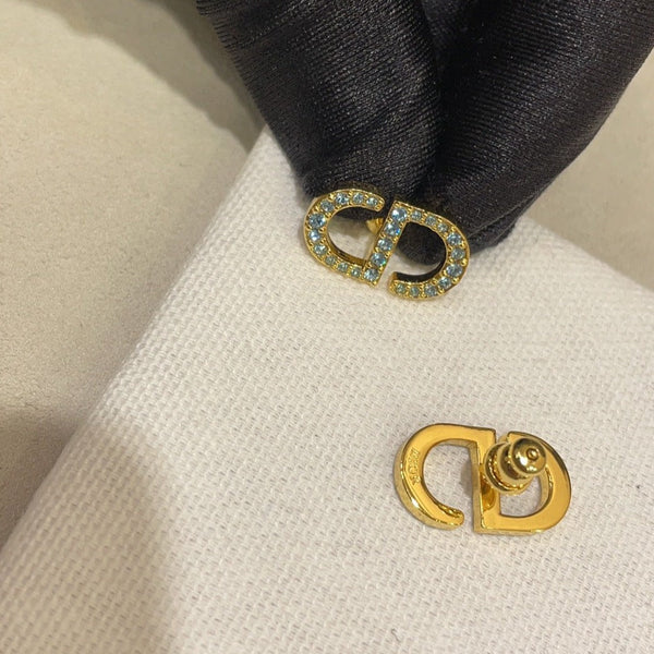 ORECCHINI IN ORO CON DIAMANTI PETIT CD