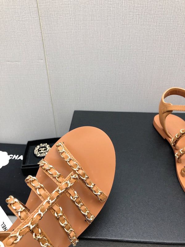 sandali in pelle di agnello marrone