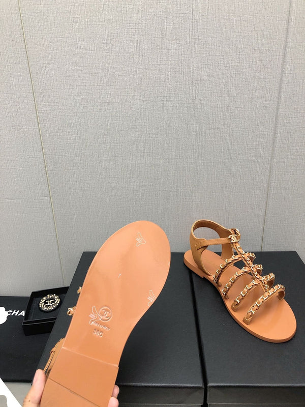 sandali in pelle di agnello marrone