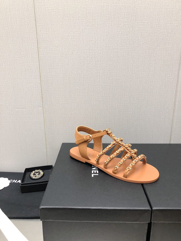 sandali in pelle di agnello marrone