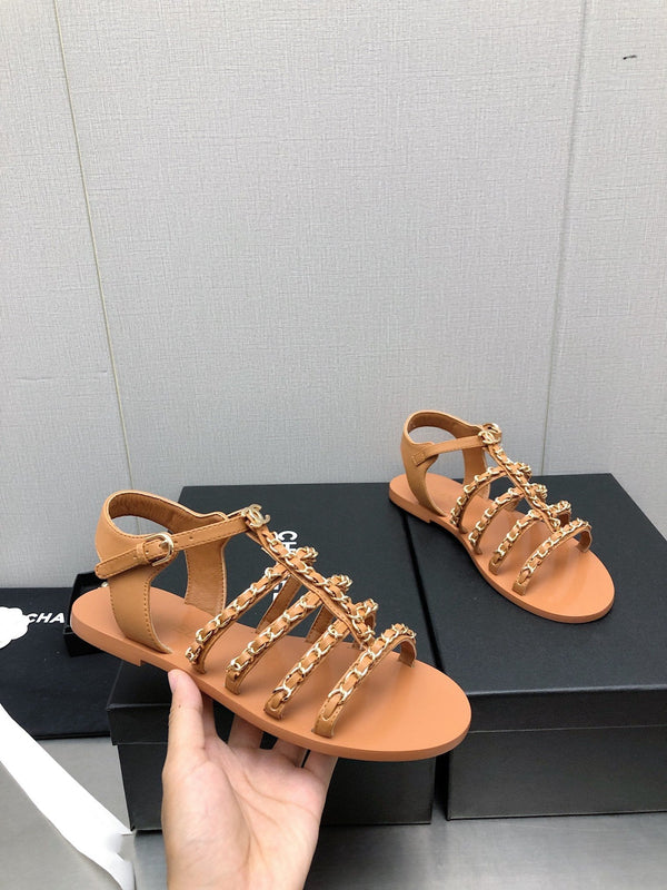 sandali in pelle di agnello marrone