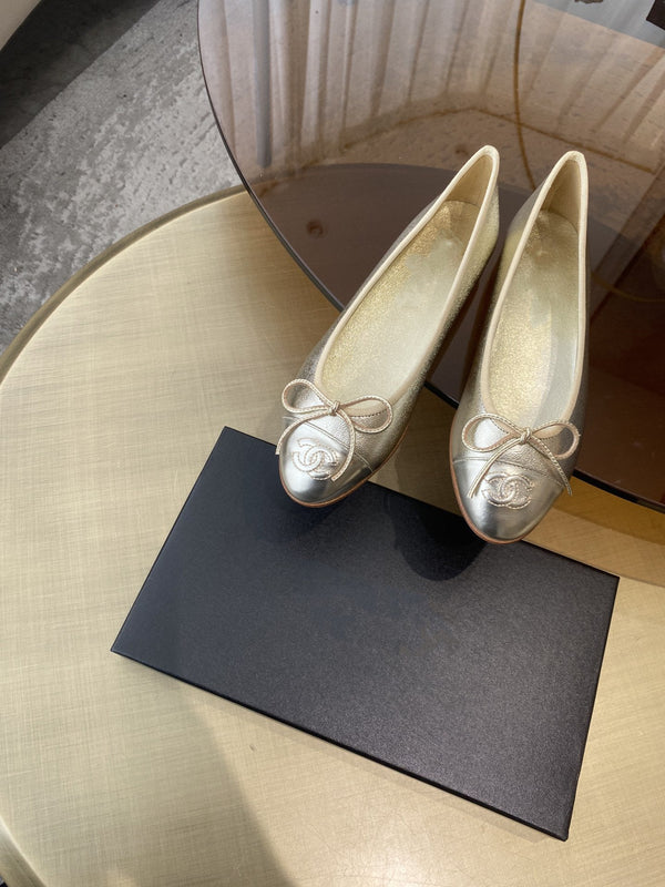ballet flat gold metalic lambskin patent calfskin