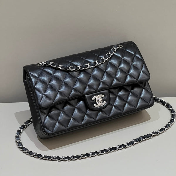 BORSA A PATTA 25 CM FERRAMENTA ARGENTO PELLE DI AGNELLO NERA