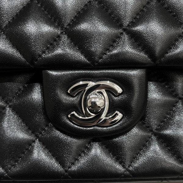 BORSA A PATTA 25 CM FERRAMENTA ARGENTO PELLE DI AGNELLO NERA