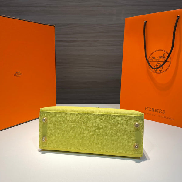 HM KELLY 25CM PELLE EPSOM COLOR LIME FERRAMENTA ORO