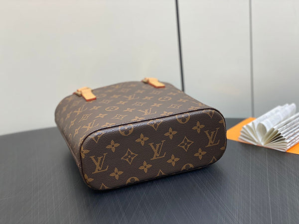 BORSA A SPALLA LUCO 23 MONOGRAM IN PELLE MARRONE