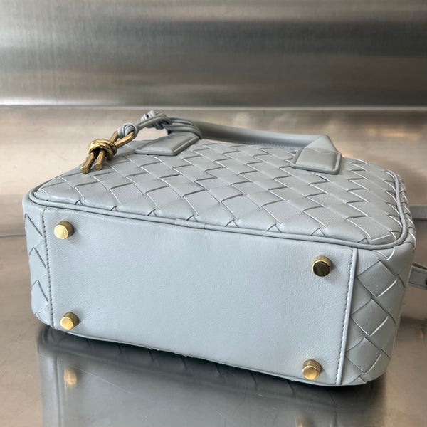 BV GETAWAY SMALL 23CM PELLE DI AGNELLO GRIGIA 