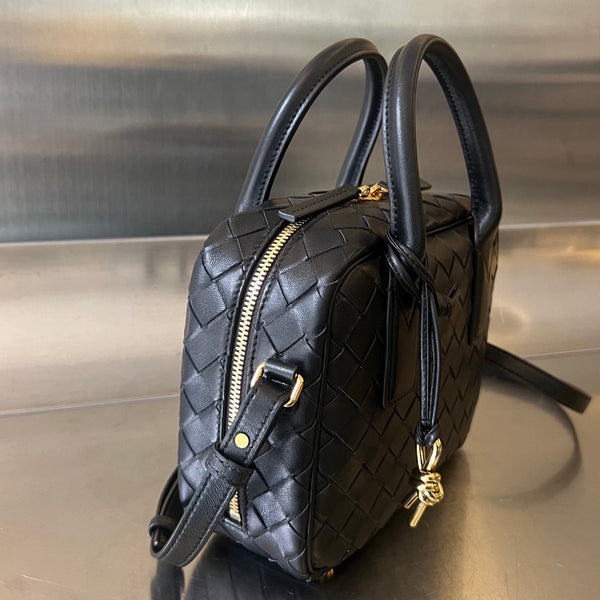 BV GETAWAY SMALL 23CM PELLE DI AGNELLO NERA 