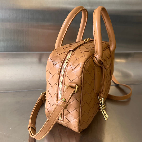 BV GETAWAY SMALL 23CM IN PELLE DI AGNELLO MARRONE
