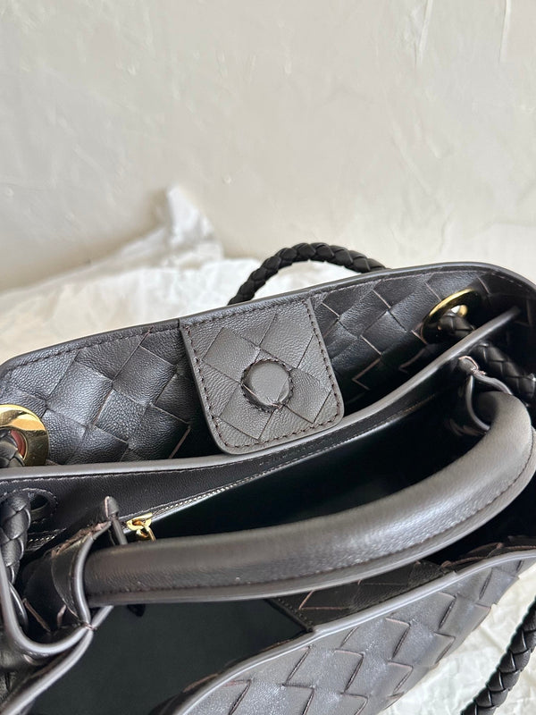 BV SMALL ANDIAMO 25CM PELLE DI AGNELLO NERA 