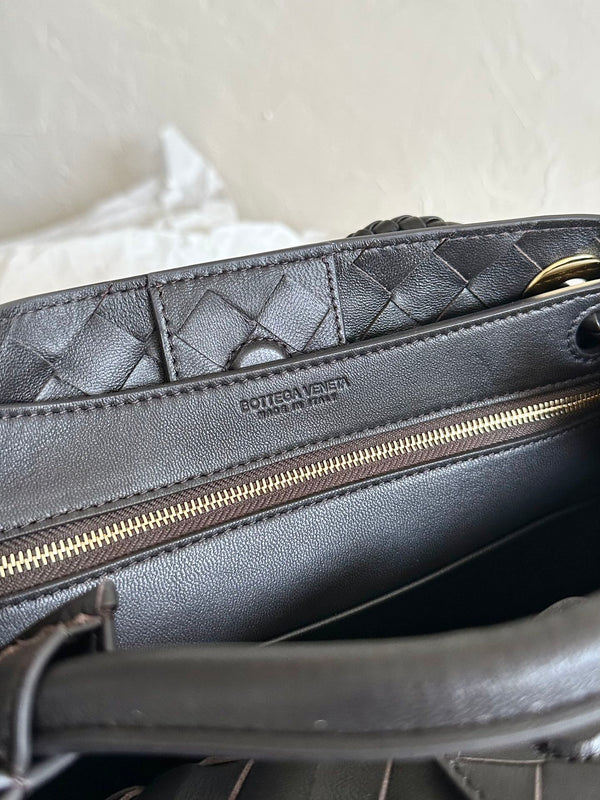 BV SMALL ANDIAMO 25CM PELLE DI AGNELLO NERA 