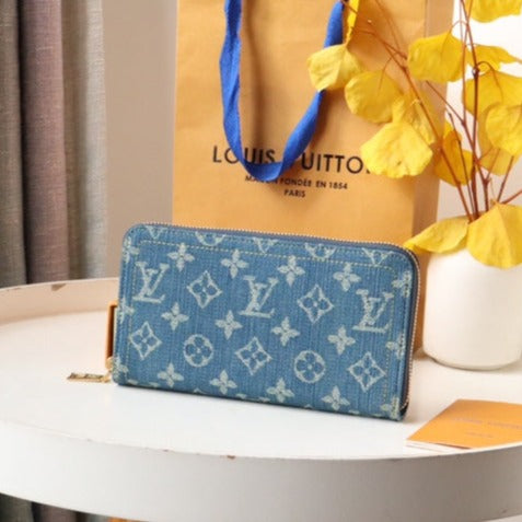 PORTAFOGLIO IN PELLE DENIM MONOGRAM LV LUNGO 19 CM
