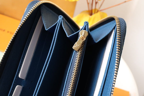 PORTAFOGLIO IN PELLE DENIM MONOGRAM LV LUNGO 19 CM