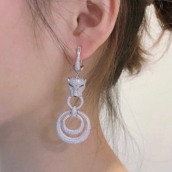 ORECCHINI A PENDENTE IN ARGENTO E DIAMANTI PANTHERE DE CARTI