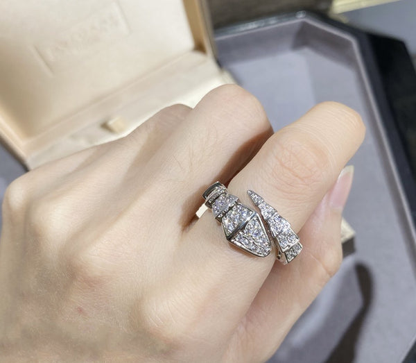 ANELLO SERPENTI GRANDE IN ARGENTO CON PAVE' DI DIAMANTI
