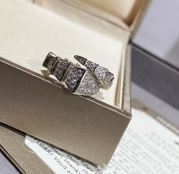 ANELLO SERPENTI GRANDE IN ARGENTO CON PAVE' DI DIAMANTI
