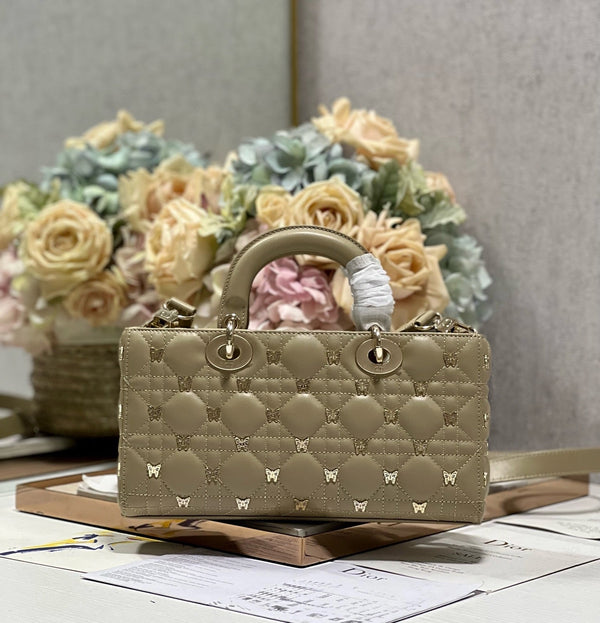 MEDIUM LADY D-JOY 26 BUTTERFLY STUD OLIVE LAMBSKIN