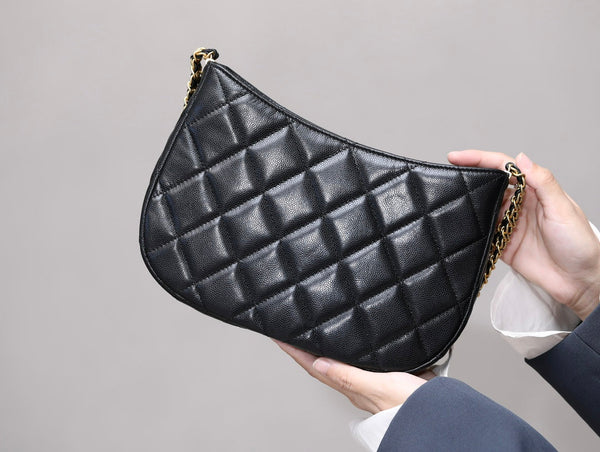 BORSA A TRACOLLA CC HOBO 23 CM NERO CAVIAR GOLD HARDWARE