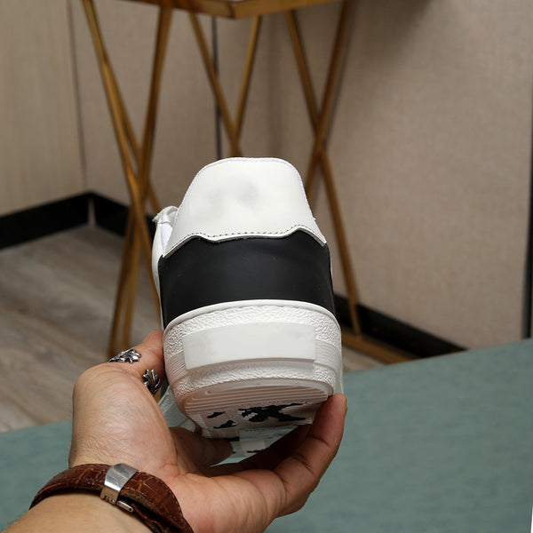 LV RIVOLI SNEAKER BIANCO NERO