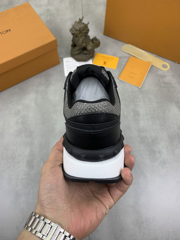 LV MONOGRAM SNEAKER BLACK