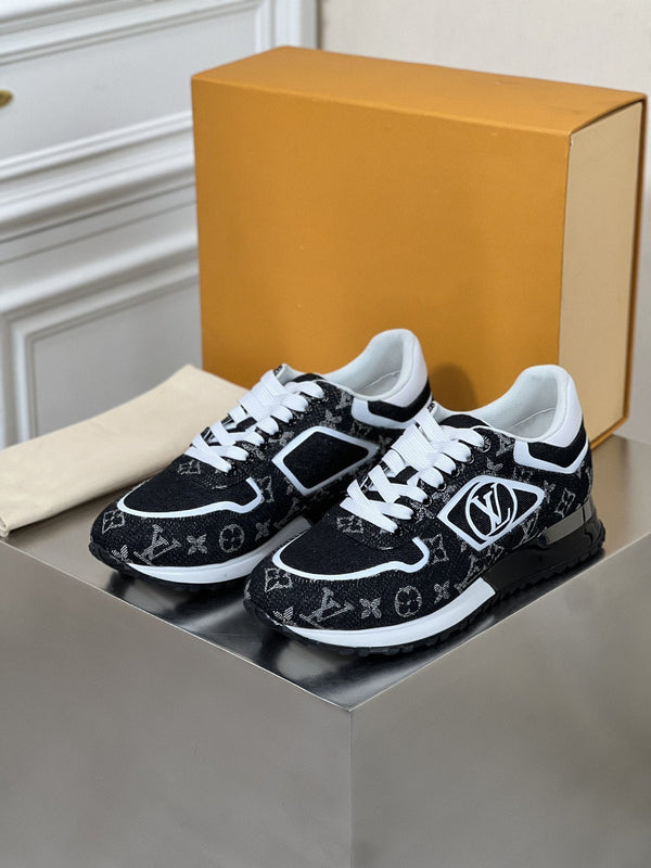SNEAKER LV RUN AWAY IN TESSUTO DENIM NERO