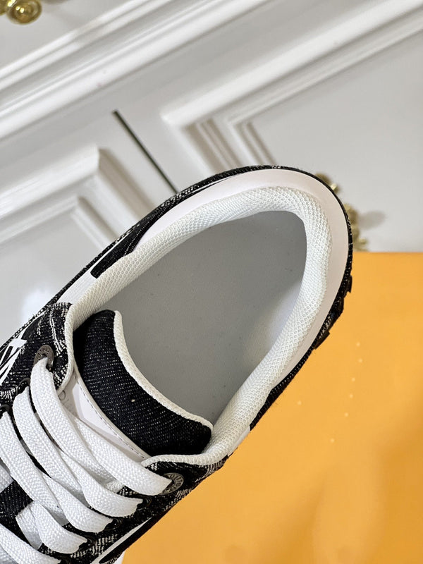 SNEAKER LV RUN AWAY IN TESSUTO DENIM NERO