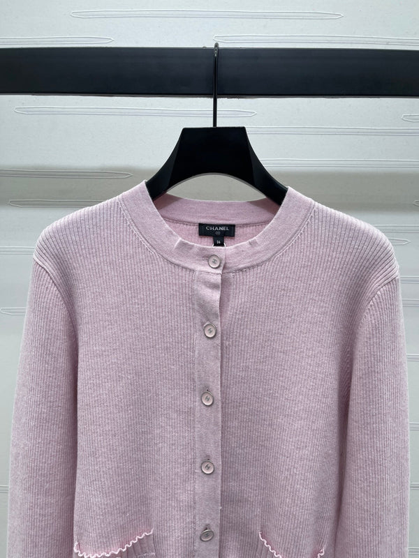 CARDIGAN CHANEL IN LANA A MANICHE LUNGHE MOD. 282