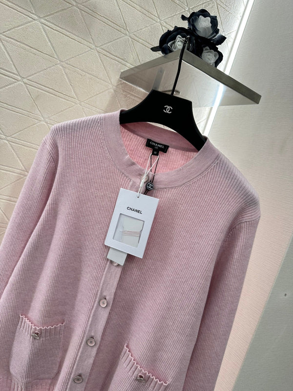 CHANEL WOOL CARDIGAN STYLE 273