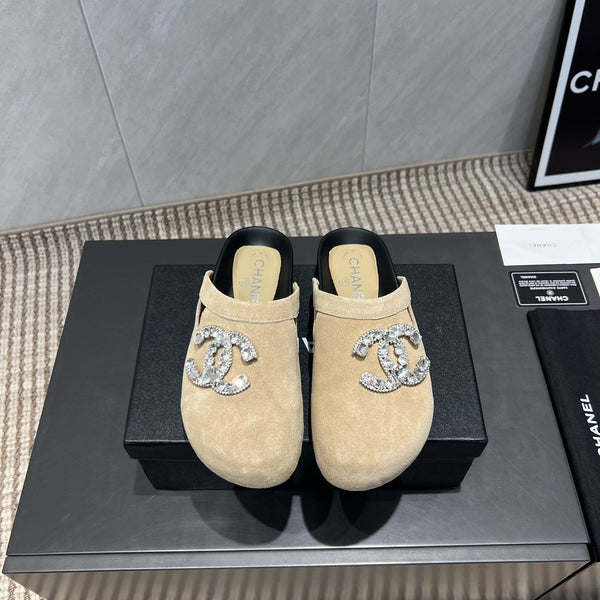 CC 25S Birkenstock Thick-Sole Loafers in Beige Velvet 442542
