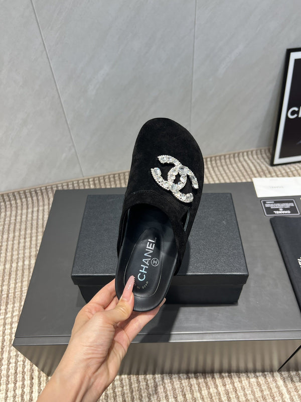 CC 25S Birkenstock Thick-Sole Loafers in Black Velvet 442540