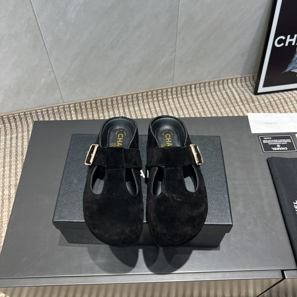 CC 25S Birkenstock Thick-Sole Loafers in Black Suede 442537