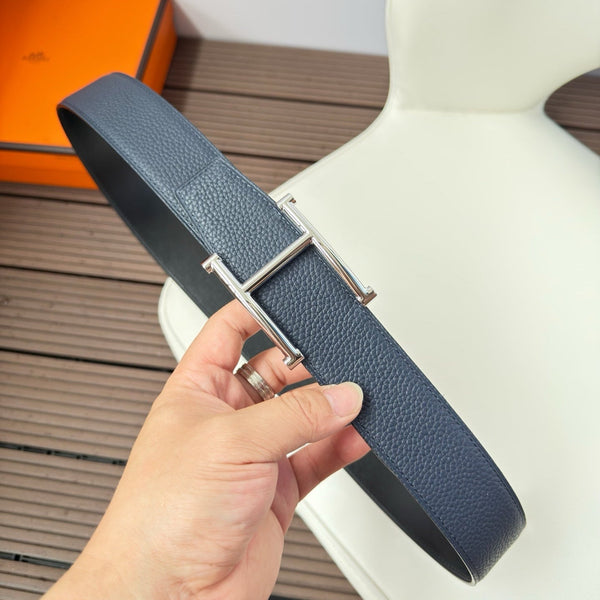 H JUMPING BELT 38MM SILVER BUCKLE & REVERSIBLE NAVY BLUE AND BLACK LEATHER