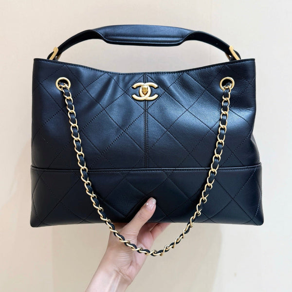 CC 25A Hobo Bag 36cm in Black Calfskin