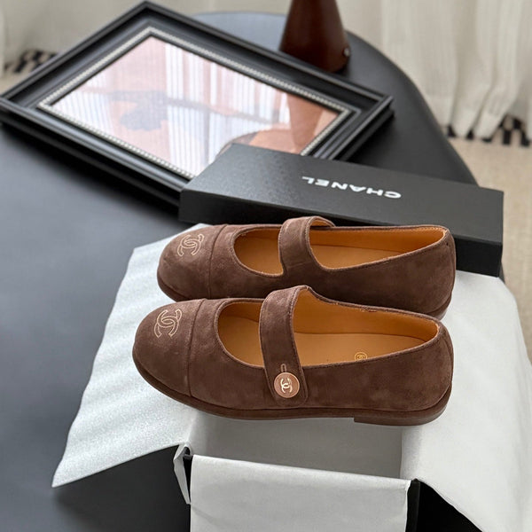 CC 25K Mary Jane Flats Brown Suede 458761