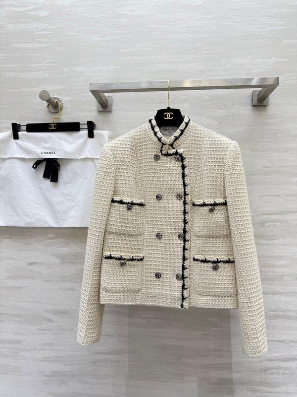 CC 25 Salzburg Wool Soft Tweed Braided White Jacket