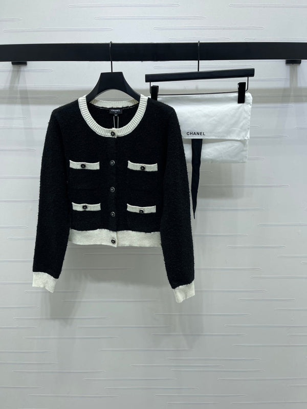 CC 25 Two-Tone Pocket Knit Cardigan Black Wool