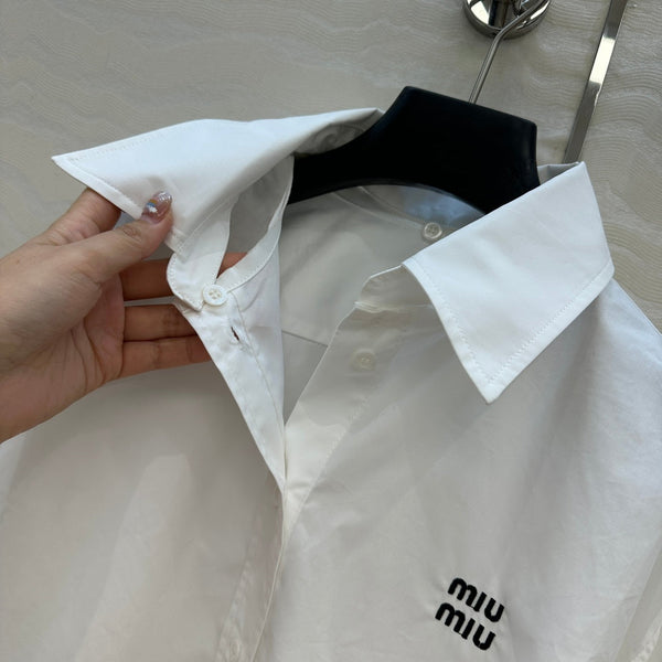 Camicia Miumiu con polsini e colletto staccabili in cotone bianco