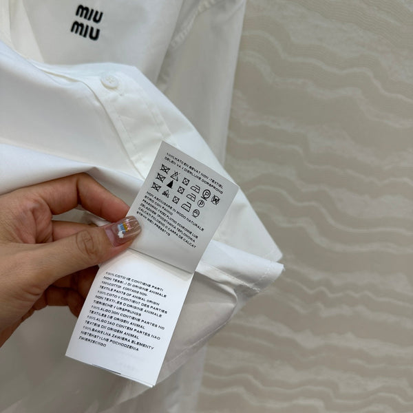 Camicia Miumiu con polsini e colletto staccabili in cotone bianco