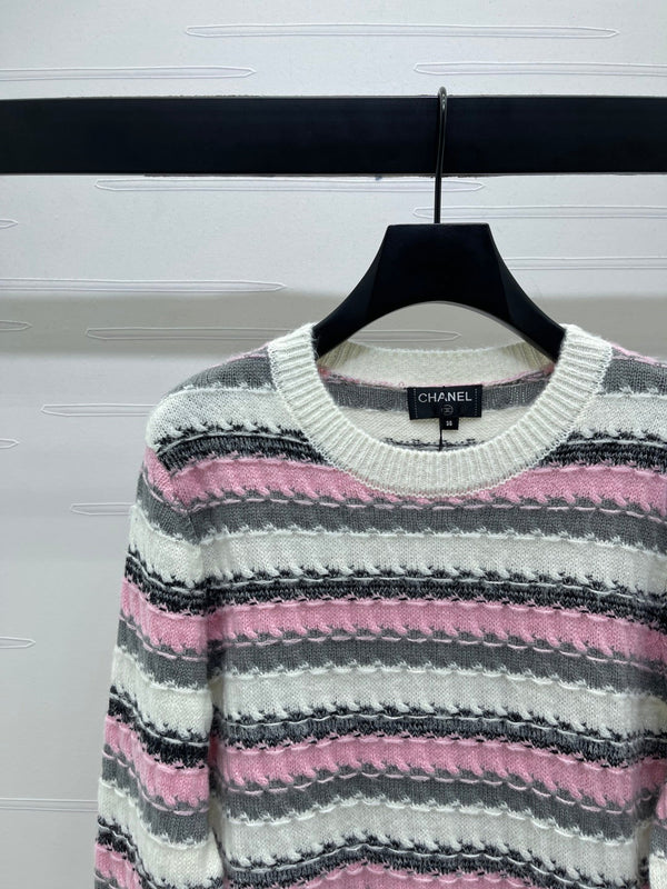 CC 25 Striped Knitted Long-Sleeved Sweater White Cashmere