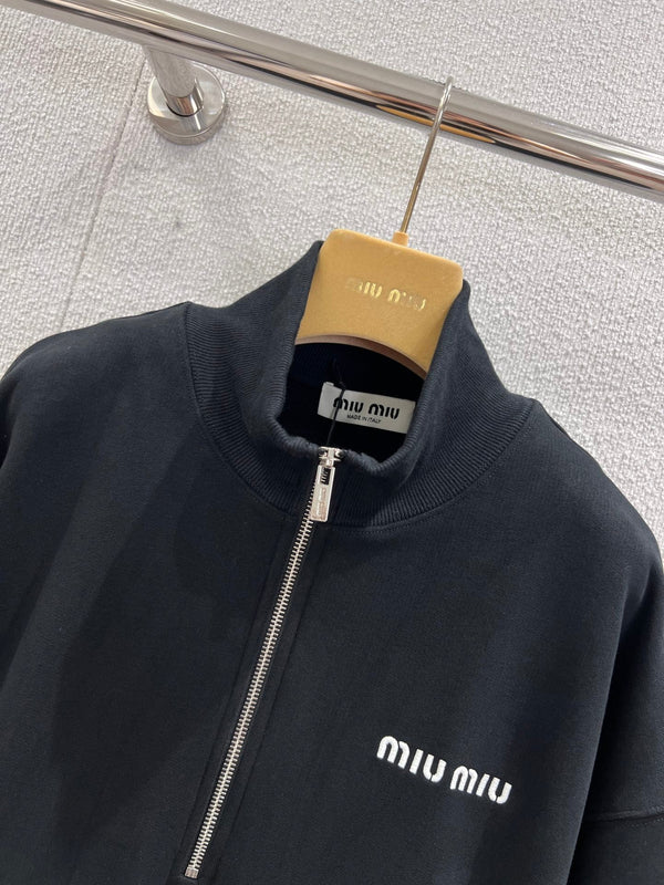 Felpa con mezza zip e ricamo con micrologo Miumiu 25FW in cotone nero