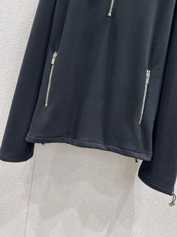 Felpa con mezza zip e ricamo con micrologo Miumiu 25FW in cotone nero