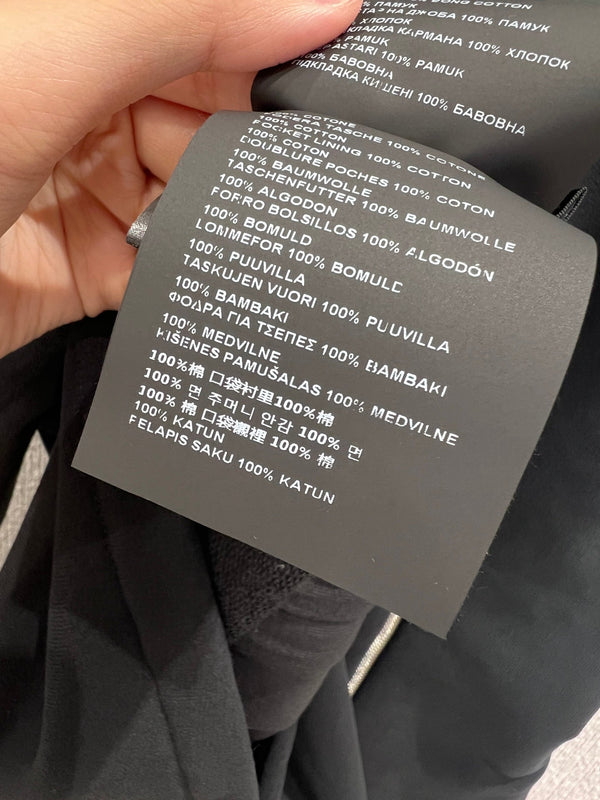 Felpa con mezza zip e ricamo con micrologo Miumiu 25FW in cotone nero