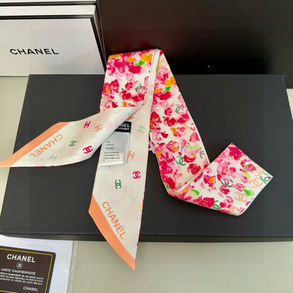 CC Twilly Small Scarf 120cm Silk 825669