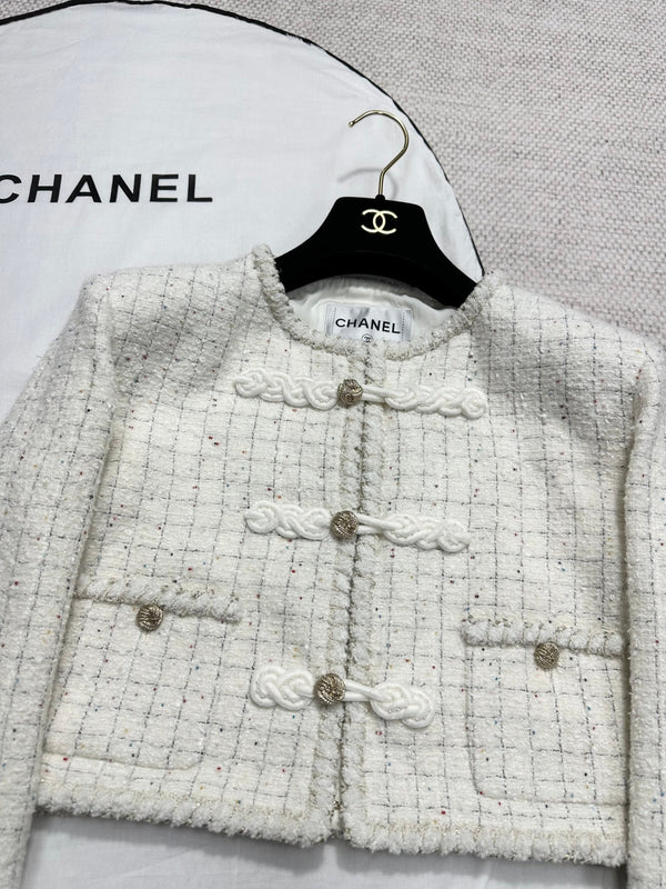CC 25A Beaded Plaid Crop Tweed Jacket