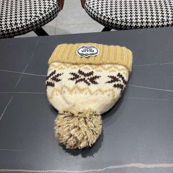 PRA 25 CAPPELLO IN LANA JACQUARD FAIR ISLE LAVORATO A MAGLIA MARRONE 822425