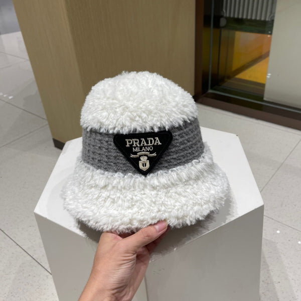PRA 25 PLUSH KNITTED HAT GRAY AND WHITE 824814
