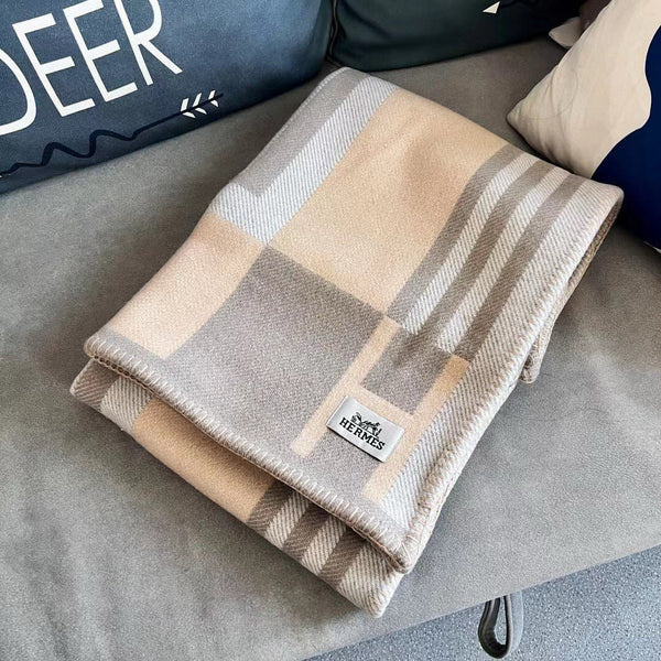 HM Ithaque Blanket 175cm Beige Gray Jacquard Wool and Cashmere