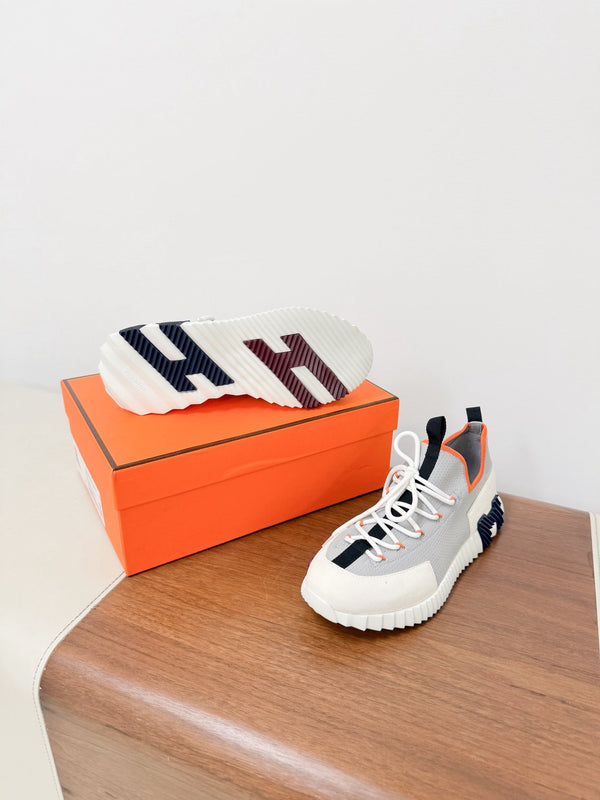 HM 25VS Lift Slip-On Sneakers Gray Cowhide Down Fabric 492928